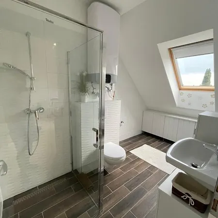 Apartament Setany Gyoengye *