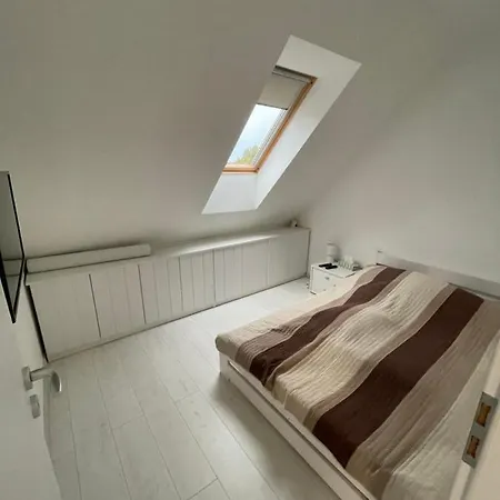 Setany Gyoengye Apartman Balatonlelle